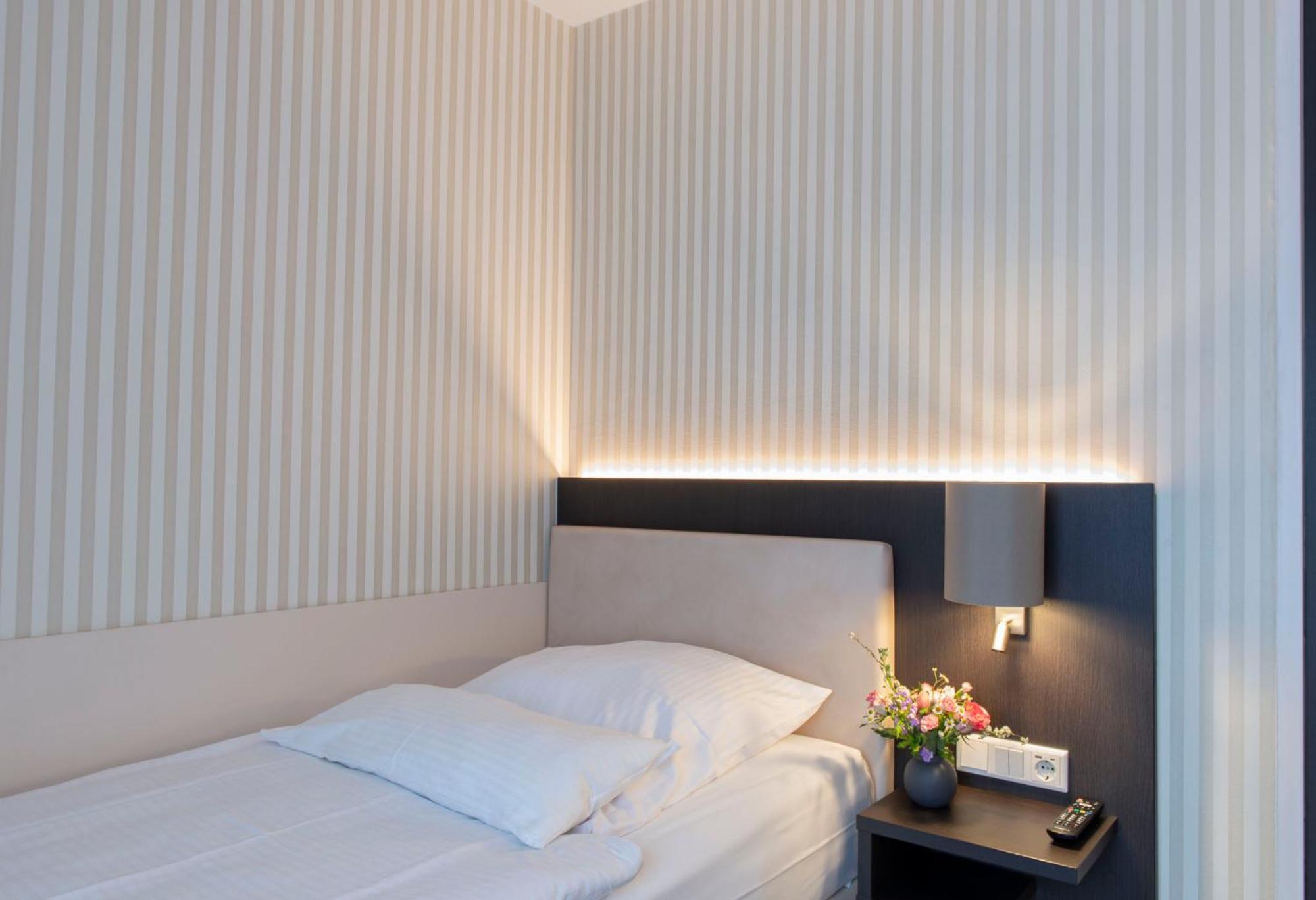 Hotel Alte Post Krefeld Exterior photo