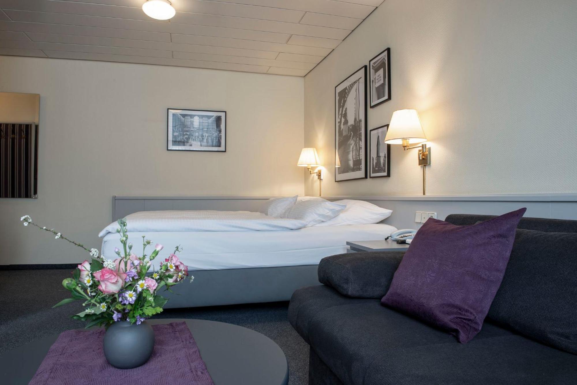 Hotel Alte Post Krefeld Exterior photo